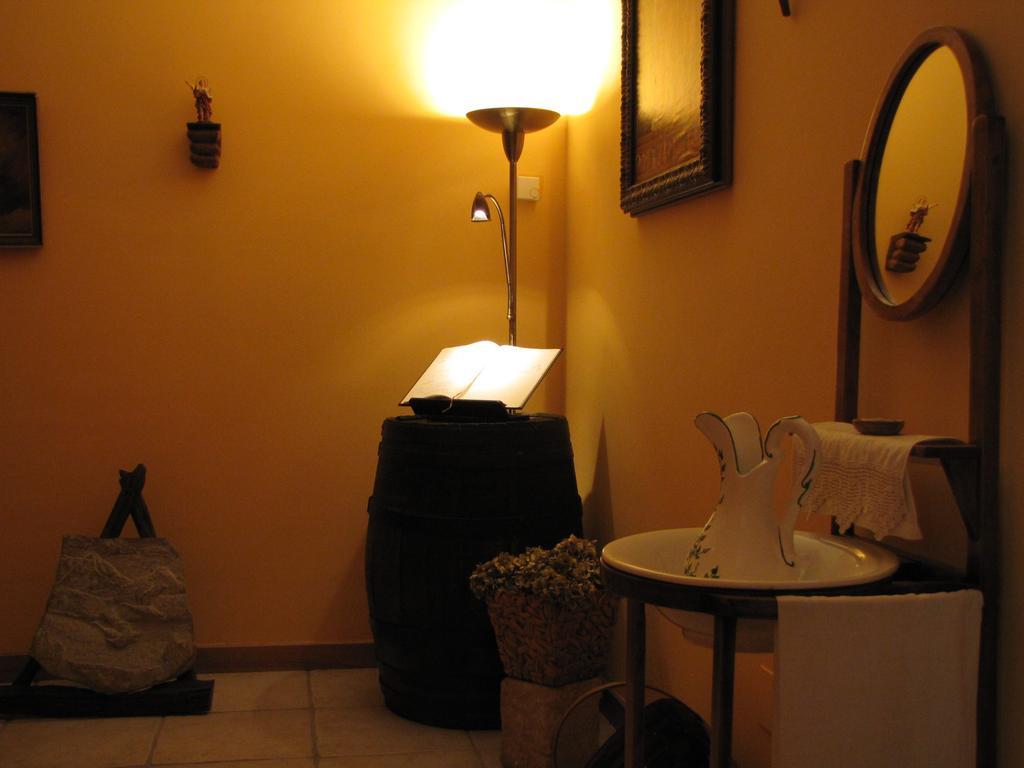 Hostal Rural Huartearena Iza Екстериор снимка
